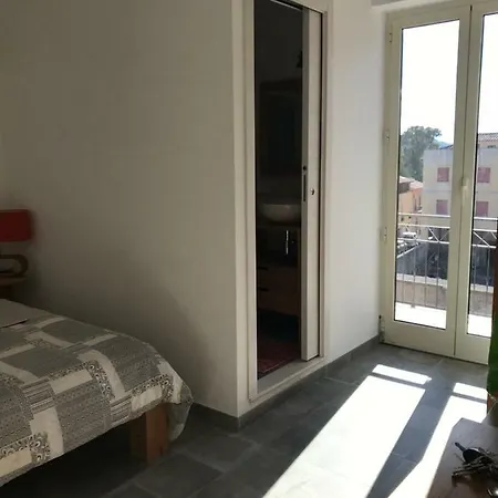 Oda ve Kahvaltı Ebo